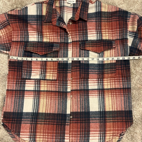 Vici | Plaid Shacket size Large - Picture 12 of 14